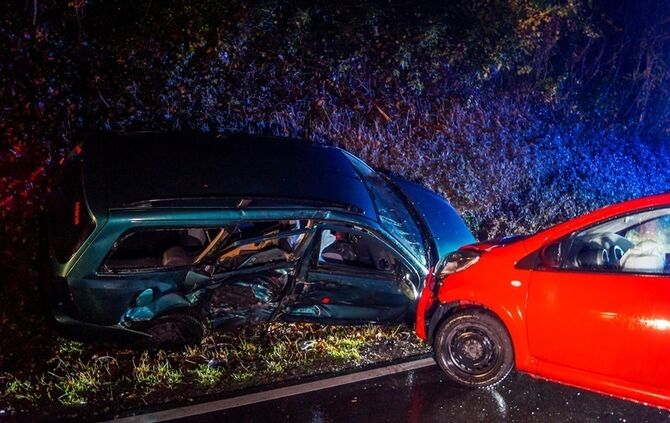 Oberstenfeld: Unfall im Begegnungsverkehr -