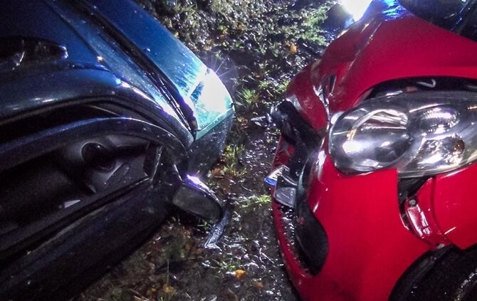 Oberstenfeld: Unfall im Begegnungsverkehr -