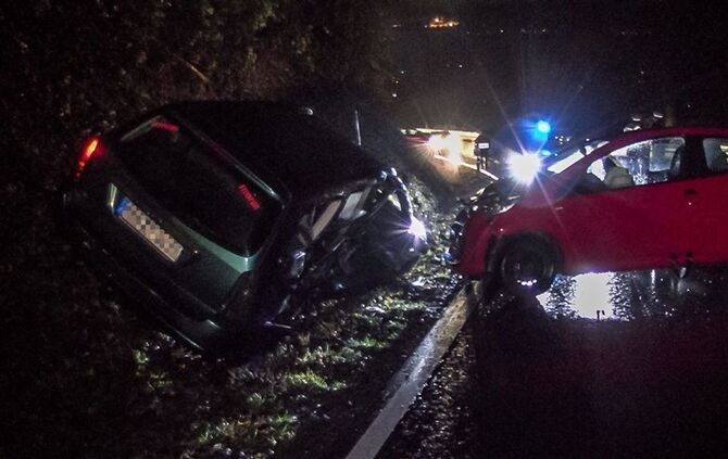 Oberstenfeld: Unfall im Begegnungsverkehr -