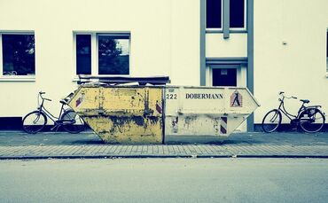 waste-container-599466_960_720_0