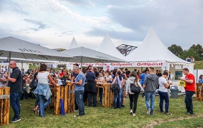 Ostfildern: Flammende Sterne 2016 - Freitag Tschechien