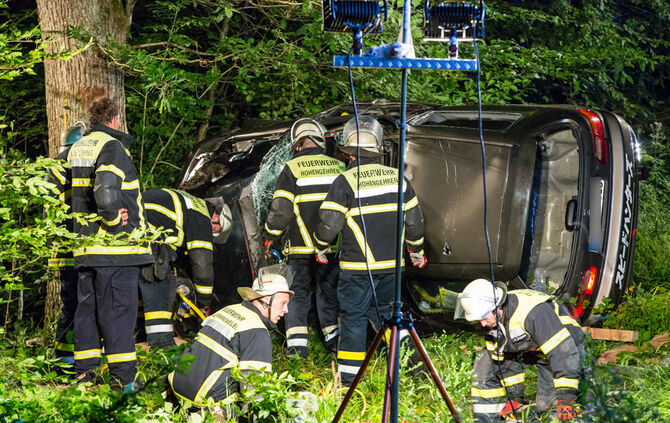 Junger Mann schwer verunglückt - Bild 07_6