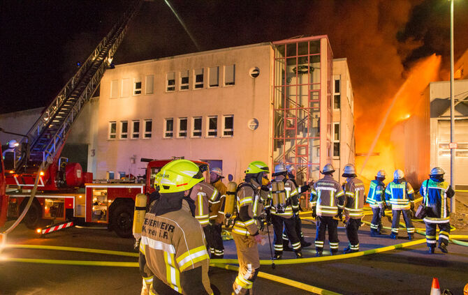 Großbrand in Rommelshausen - Bild 02_44