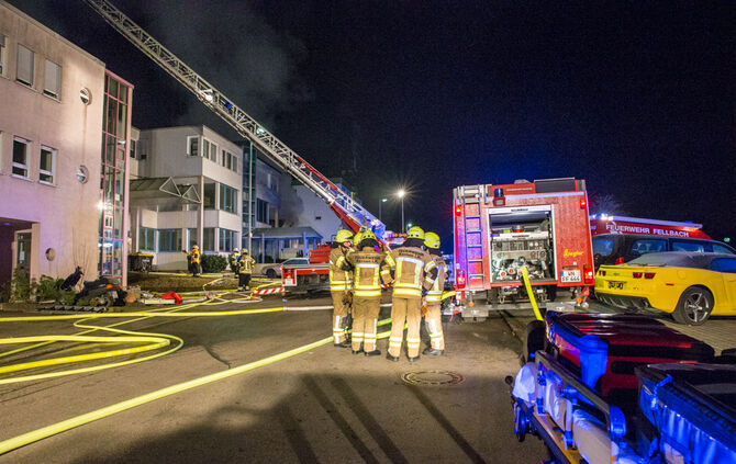 Großbrand in Rommelshausen - Bild 10_36