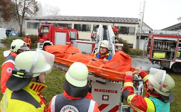 Hurra, hurra: Die Schule brennt (nicht) - Bild 01_0