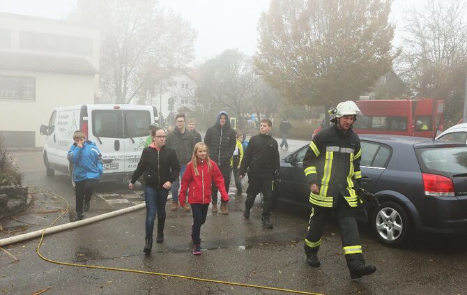 Hurra, hurra: Die Schule brennt (nicht) - Bild 05_4