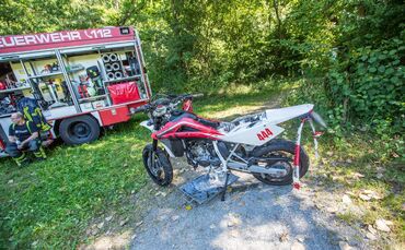 Motorrad in der Rems_0