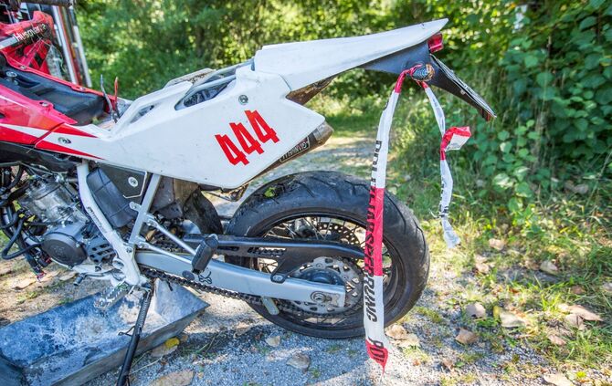 Motorrad in der Rems_1
