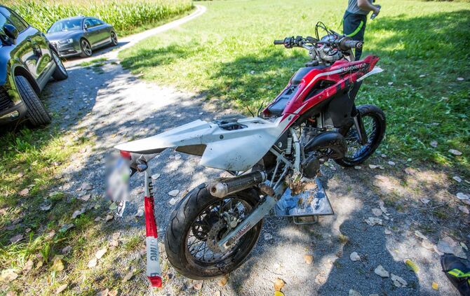 Motorrad in der Rems_6