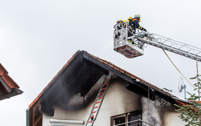 Dachstuhlbrand in Stetten_16