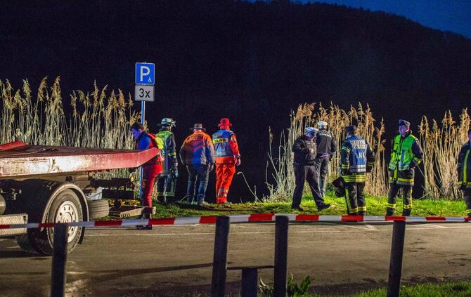 Autowrack mit Leiche im Plüderhäuser Badesee_2
