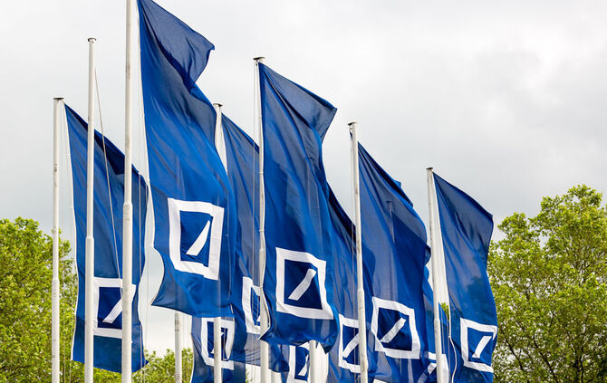 deutsche_bank_flaggen_1