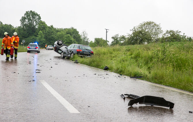 Unfall mit drei Fahrzeugen - Bild 15_2
