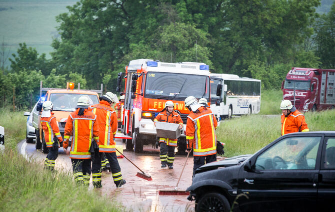 Unfall mit drei Fahrzeugen - Bild 05_5