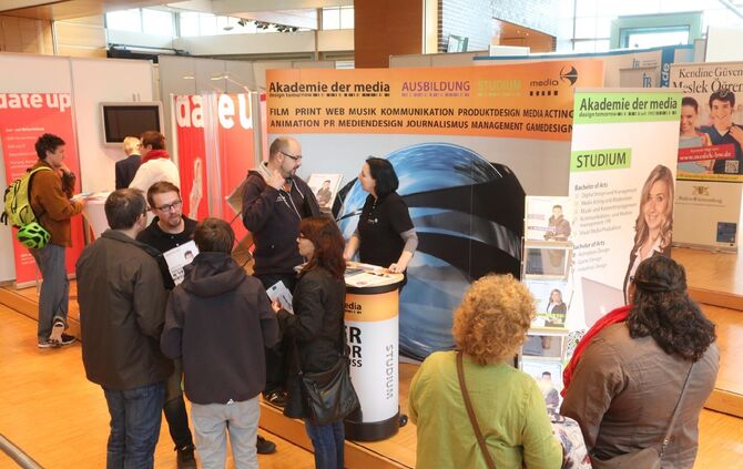 a40774ab-8e6b-4ed4-a6f7-f003e7aad6ae.jpg_0