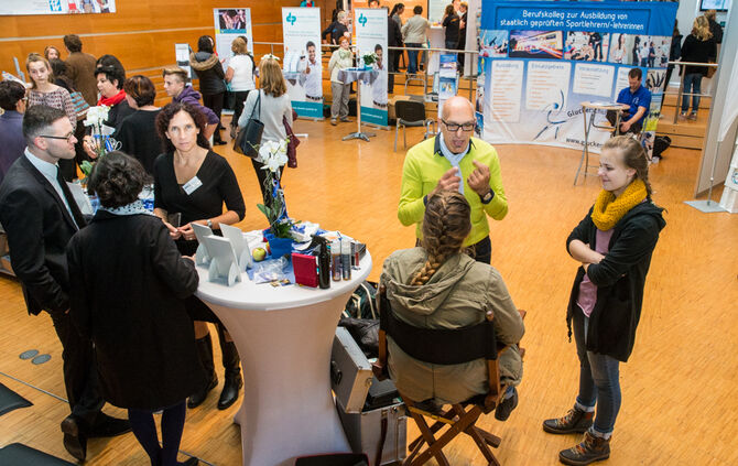 Job + Karrieretage - Bild 36_13