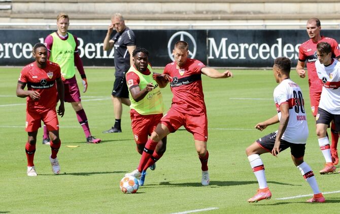 Orel Mangala, Waldemar Anton