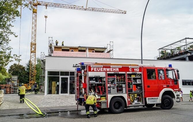 Fellbach-Schmiden: Dachbrand in Rohbau