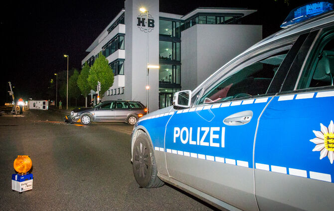 Volvo nimmt Wohnmobil die Vorfahrt - Bild 03_2