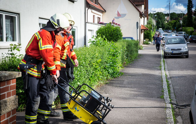 Essen angebrannt - von Feuerwehr gerettet - Bild 02_6