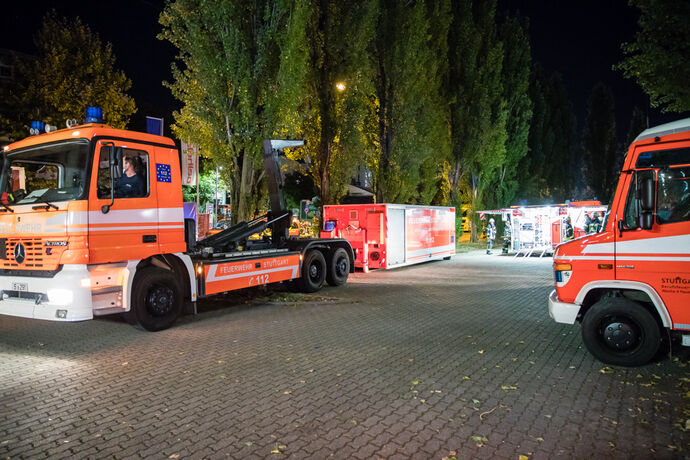 SSB Busdepot in Flammen, Ulmer Str, Stuttgart-Gaisburg, 30.09.2021.