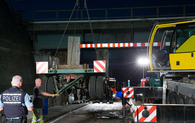UPDATE: Bergungsarbeiten - Bild 11_47