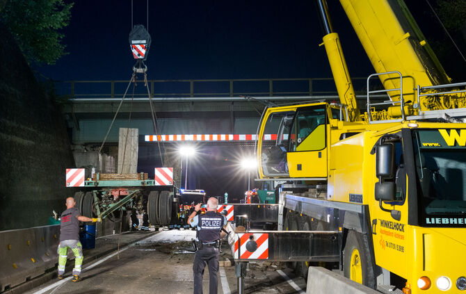 UPDATE: Bergungsarbeiten - Bild 10_48