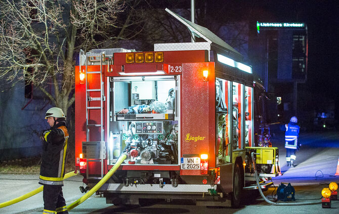 Defektes Kabel löst Feuerwehreinsatz aus_6