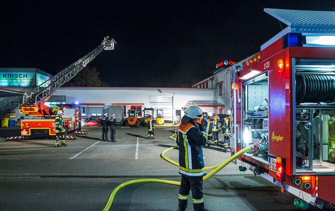 Defektes Kabel löst Feuerwehreinsatz aus_11