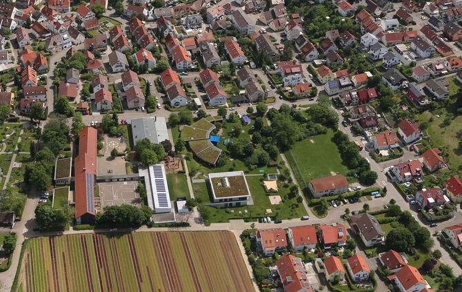 2015Luftbild_0153 haldenschule