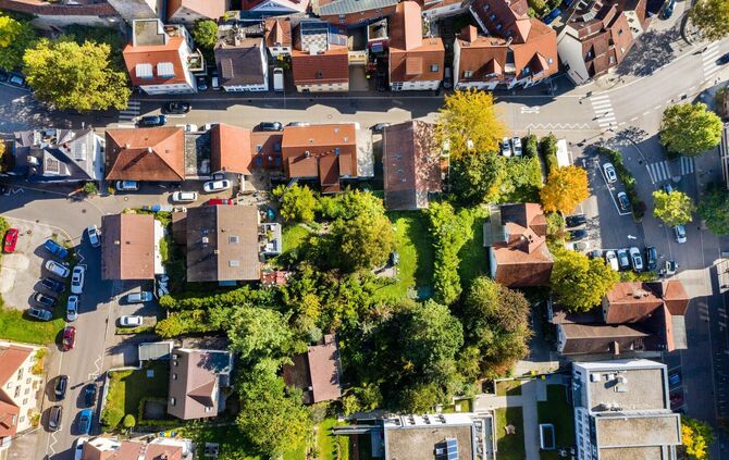 Luftbild: Entscheidung zum Ärztehaus, Areal Fronacker- u. Fuggerstr., Waiblingen, 15.10.2021.
