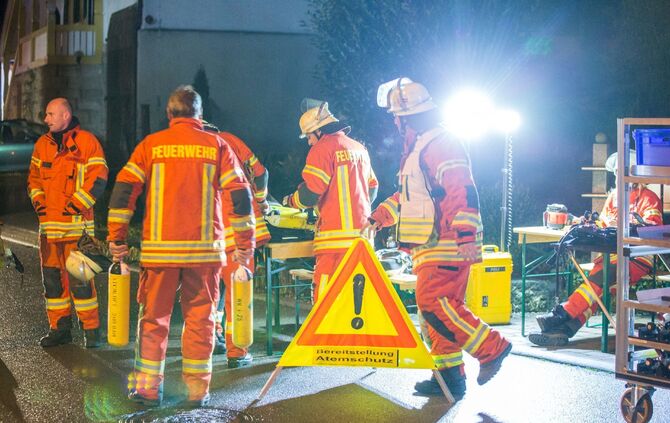 Gasalarm in Oberbrüden sorgte für Großeinsatz der Feuerwehr am Sonntagabend_0