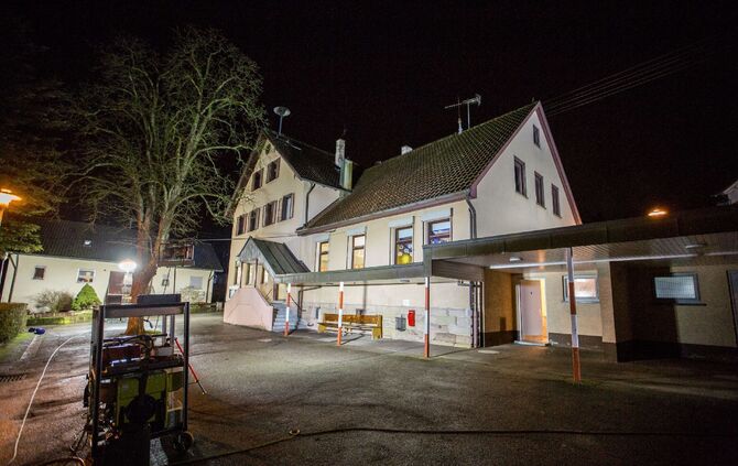 Gasalarm in Oberbrüden sorgte für Großeinsatz der Feuerwehr am Sonntagabend_7