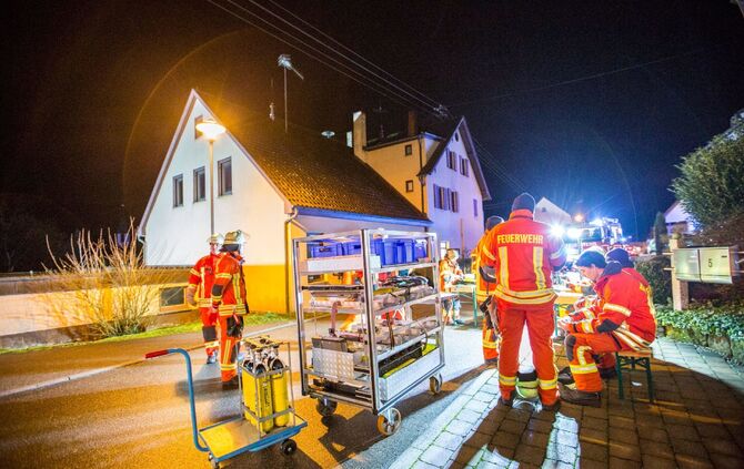 Gasalarm in Oberbrüden sorgte für Großeinsatz der Feuerwehr am Sonntagabend_16