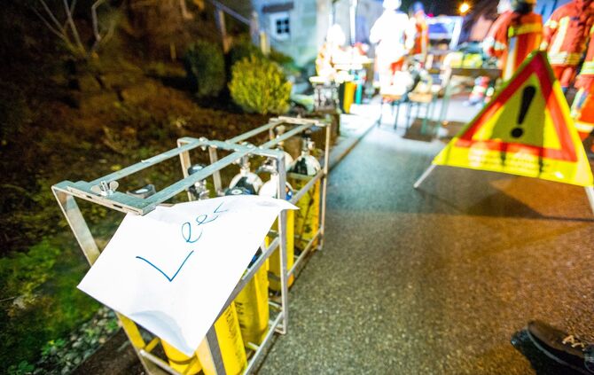 Gasalarm in Oberbrüden sorgte für Großeinsatz der Feuerwehr am Sonntagabend_17