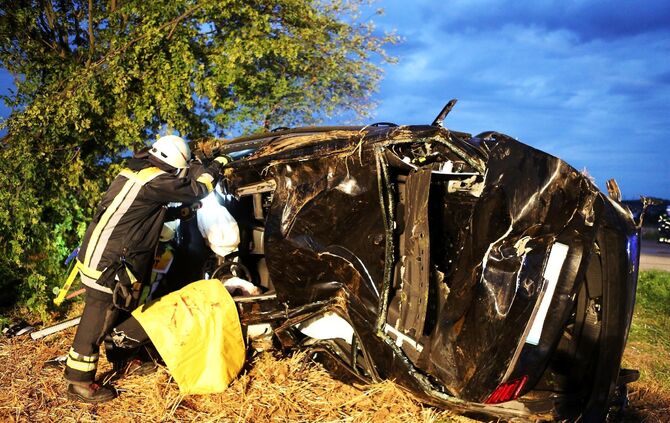 Schwerer Unfall zwischen Rommelshausen und Endersbach - Bild 01_1