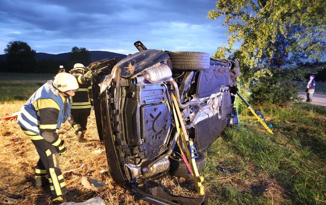 Schwerer Unfall zwischen Rommelshausen und Endersbach - Bild 05_5