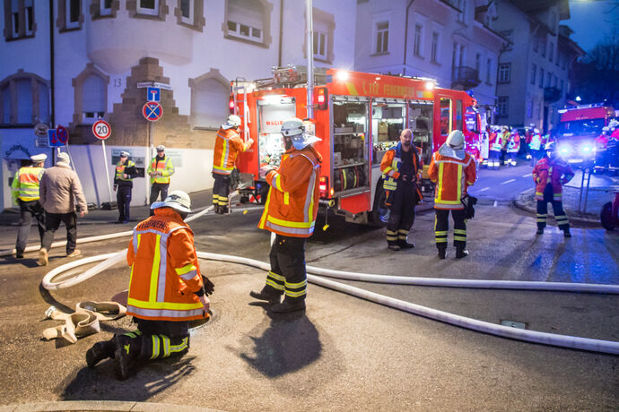 Dachstuhlbrand, Kronenhöfe, Eduard-Breuninger-Str., Backnang, 25.11.2021.