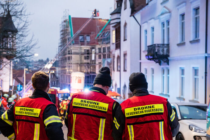 Dachstuhlbrand, Kronenhöfe, Eduard-Breuninger-Str., Backnang, 25.11.2021.
