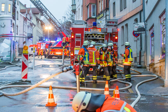 Dachstuhlbrand, Kronenhöfe, Eduard-Breuninger-Str., Backnang, 25.11.2021.