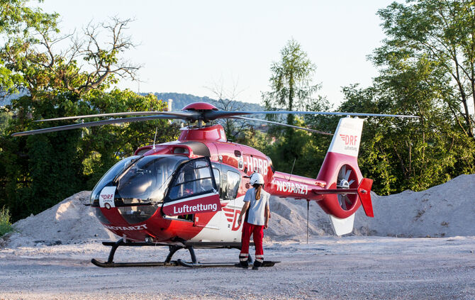 Radfahrer mit Hubschrauber ins Krankenhaus - Bild 05_5