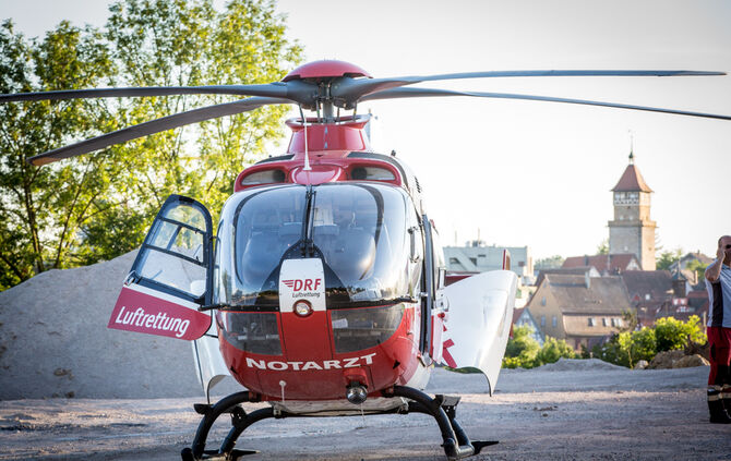 Radfahrer mit Hubschrauber ins Krankenhaus - Bild 03_7