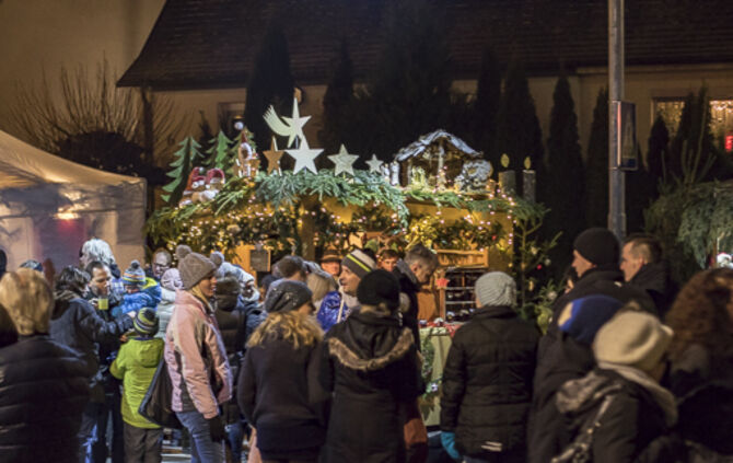 33. Urbacher Weihnachtsmarkt - Bild 01_0