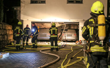 Brand in Garage, Hauptstr., Urbach, 08.12.2021.
