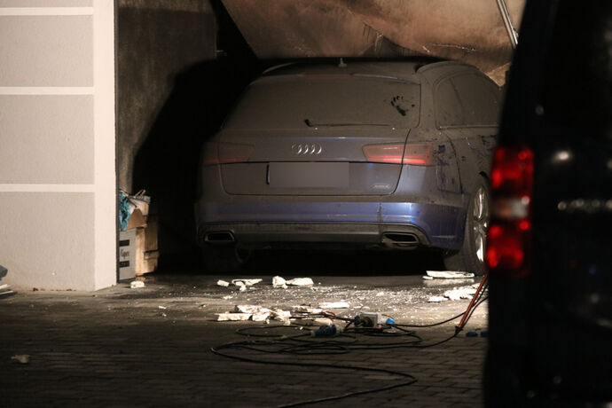 Brand in Garage, Hauptstr., Urbach, 08.12.2021.