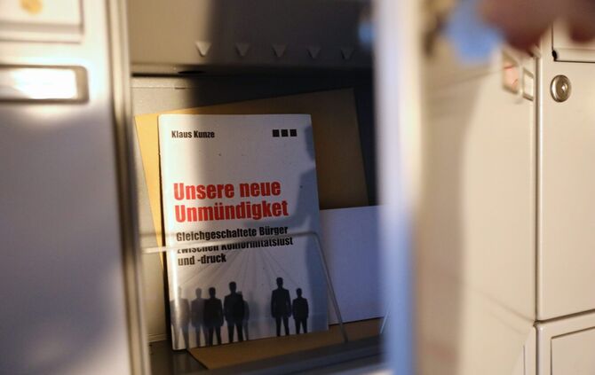 rechtslastige Broschüre