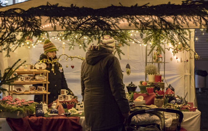 33. Urbacher Weihnachtsmarkt - Bild 69_62