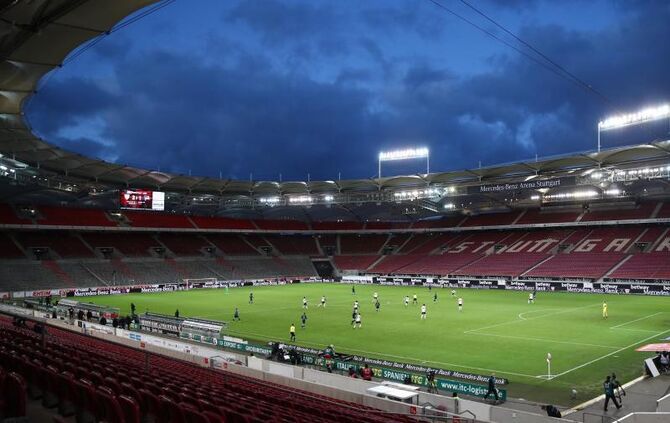 Leere Stadien
