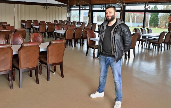 Wirt von Konak Herr Cekic