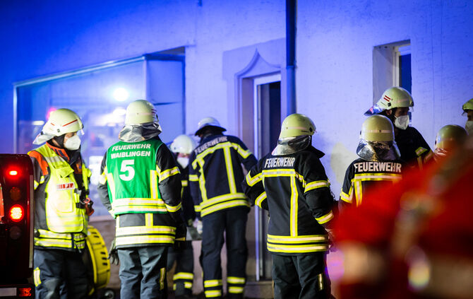 Feuerwehreinsatz, Benningerstr., Waiblingen-Hohenacker, 30.12.2021.
